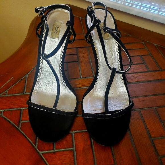 Prada sandals heels silver trim an black - Picture 1 of 11